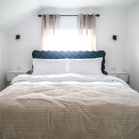 La Casa Apartments Jagodina Bagian luar foto