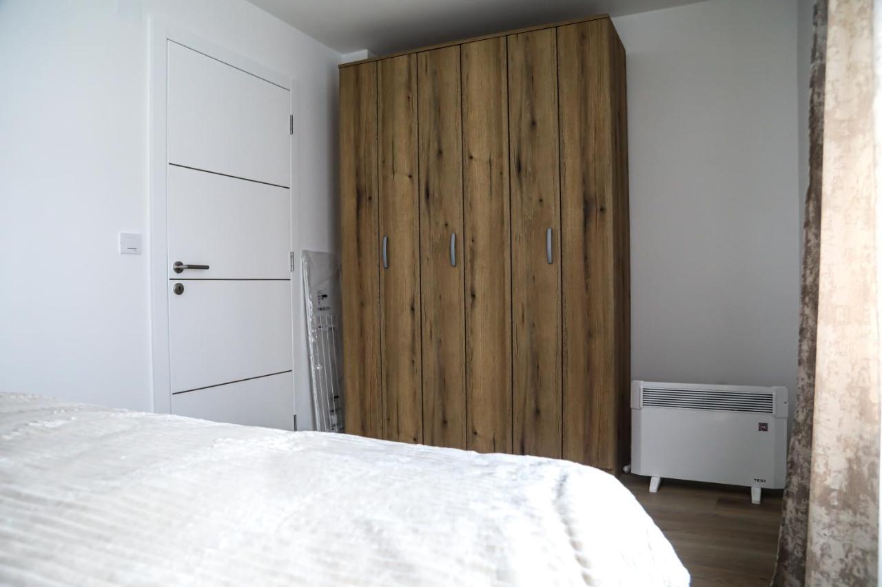 La Casa Apartments Jagodina Bagian luar foto